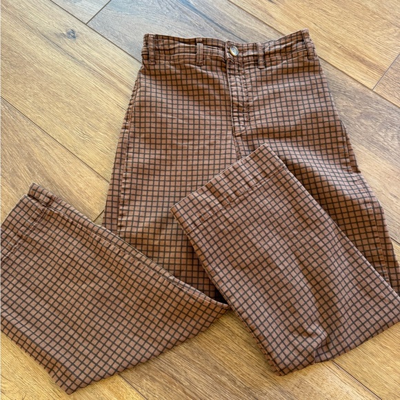 Marine Layer Rust Plaid Cropped Pants - Picture 8 of 15